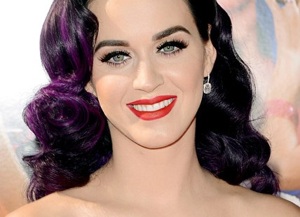 Novi miris <b>Keti Peri</b> - katy-perry-slashes-price-of-hollywood-mansion-mug-428x310