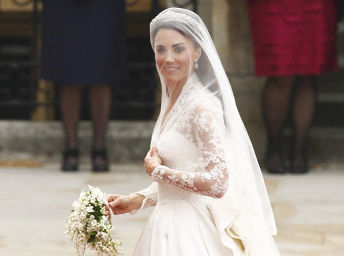 Slika 231 Moderna bajka za Kate Middleton i savršena bela haljina