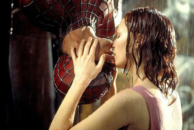 Spiderman Kiss famous kisses 869756 600 401 Nezaboravni filmski poljupci