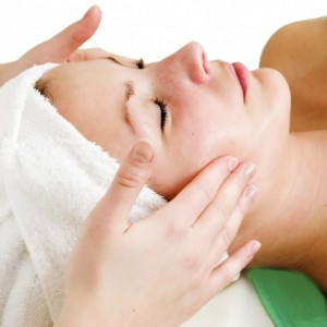 Rachel Perry Skin Care 300x300 Saveti za negu kože tokom letnjih dana