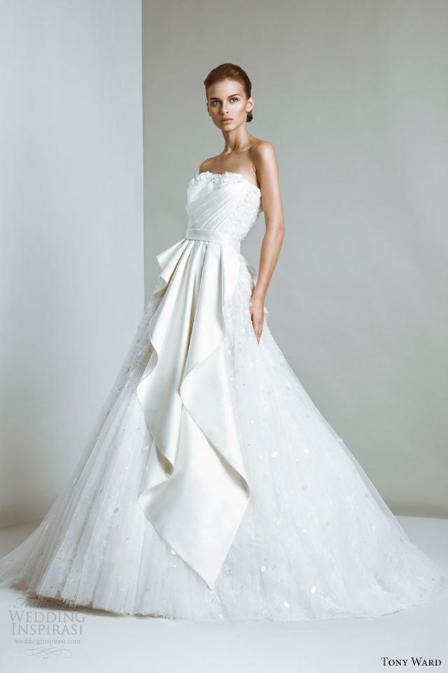 tony ward couture bridal 2014 moonlight wedding dress1 Tony Ward: Modna diva