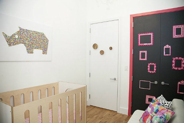 Custom Art Moderna soba za najmlađe