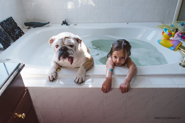 Bathtub Edition Harper i Lola: Neobično prijateljstvo dve devojčice 