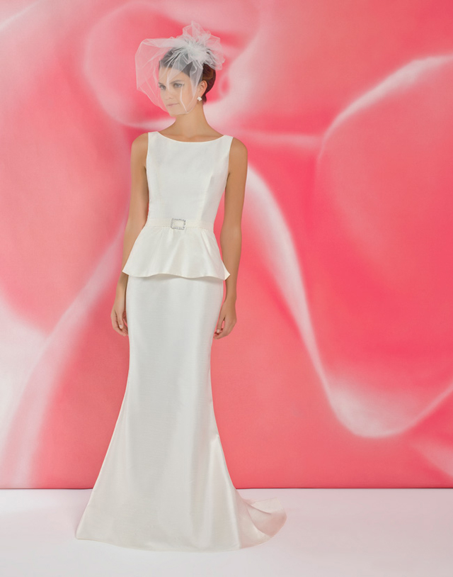 alexias new ivory dress collection is perfect for last minute brides I101 Venčanice za kupovinu u poslednjem času