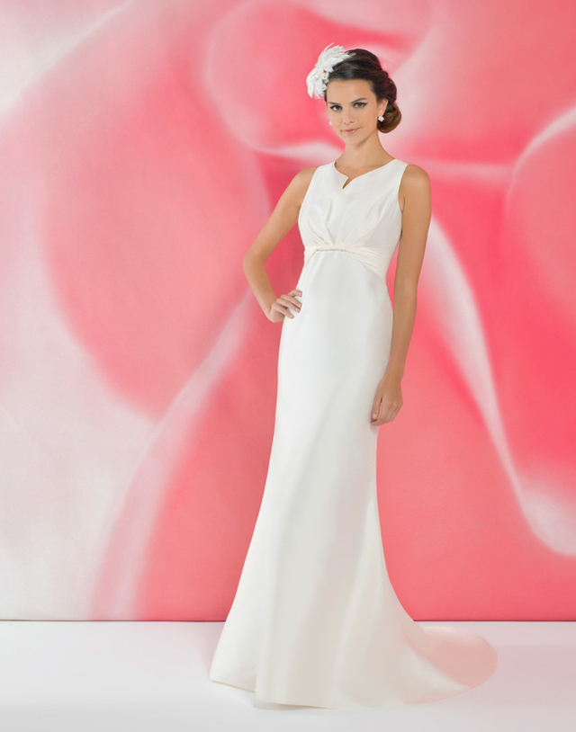 alexias new ivory dress collection is perfect for last minute brides I103 Venčanice za kupovinu u poslednjem času