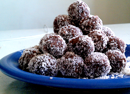 almond chocolate balls Kuglice od badema i čokolade 