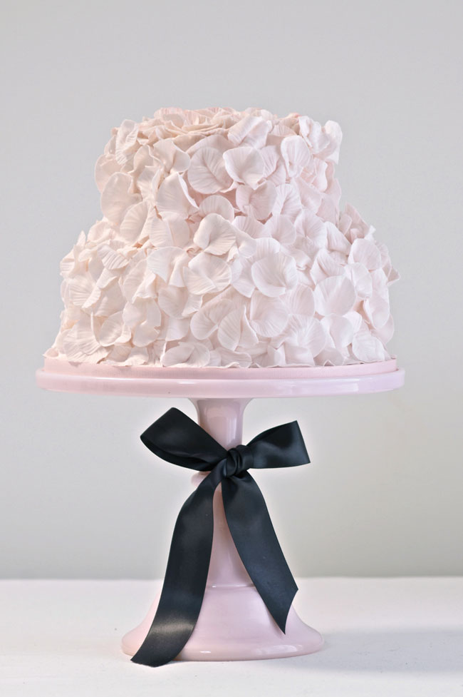 made you blush introducing the wedding colour for 2014 Cakes by Krishanthi 44 009 Hit sezone: Venčanje u bledoroze boji 