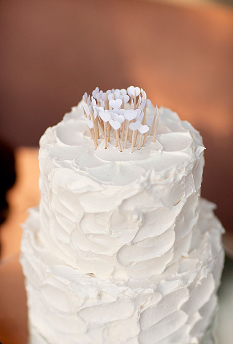 love themed wedding cake ideas 03 Torte za venčanja: Desert ukrašen srcima