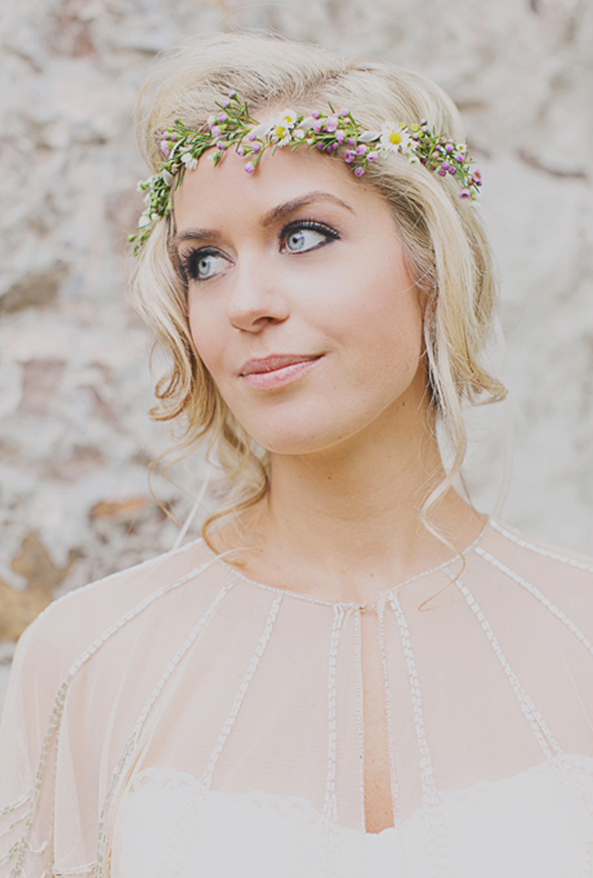 cvetna kruna51 Frizure za venčanje: Pet načina da nosite cvetnu krunu
