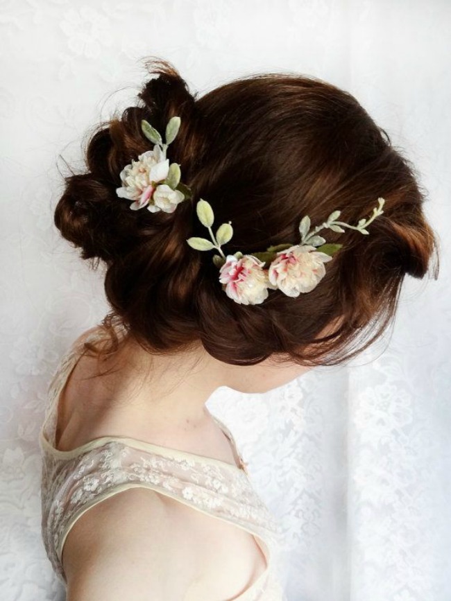 frizure za vencanje cvece u kosi 7 Frizure za venčanje: Cveće u kosi