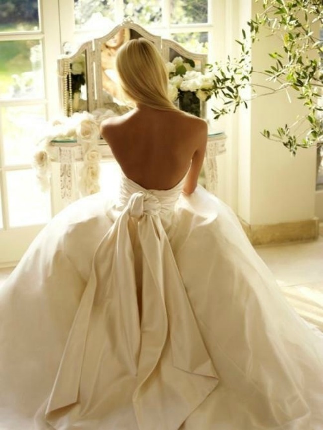haljine za vencanje zanimljivi detalji na vencanicama 7 Haljine za venčanje: Zanimljivi detalji na venčanicama