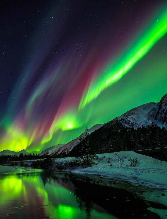 kao sa razglednice nestvarna aljaska polarna svetlost Kao sa razglednice: Nestvarna Aljaska 