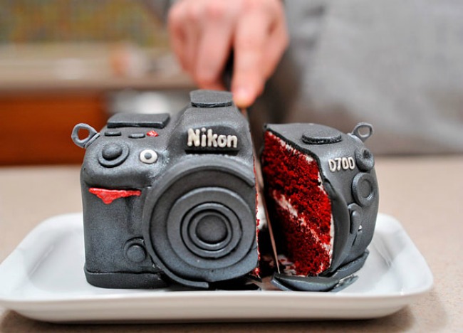 torta fotoaparat1 Torte koje su previše lepe da ih pojedete 