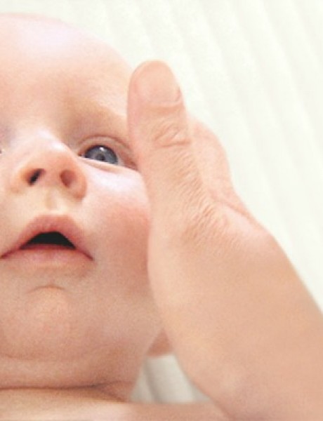 Masaža bebe: Najnežniji dodir ljubavi