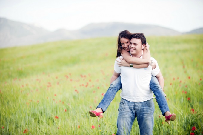 srecan par2 Pet stvari koje rade srećni parovi