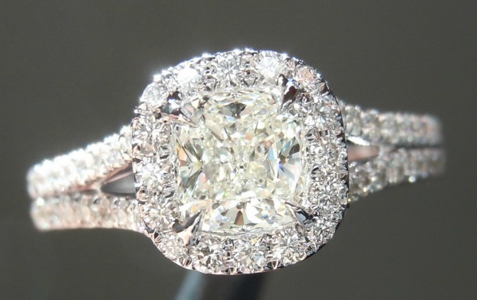 prsten Zašto se skupo venčanje ne isplati?