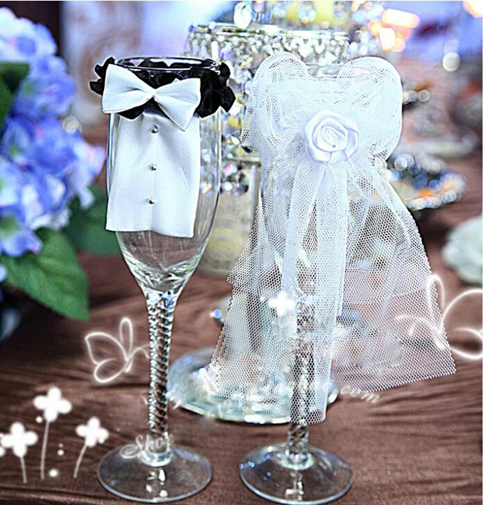 dekorisane čaše Čaše za venčanje   bitan detalj za dekoraciju 