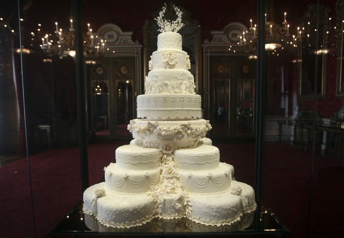 najskuplje torte na svetu venčanje kejt midlton i princa vilijema Ovo su najskuplje mladenačke torte na svetu