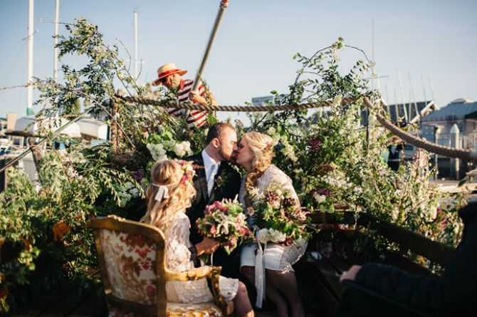 deoracija vencanja na gondoli Romantično mediteransko venčanje