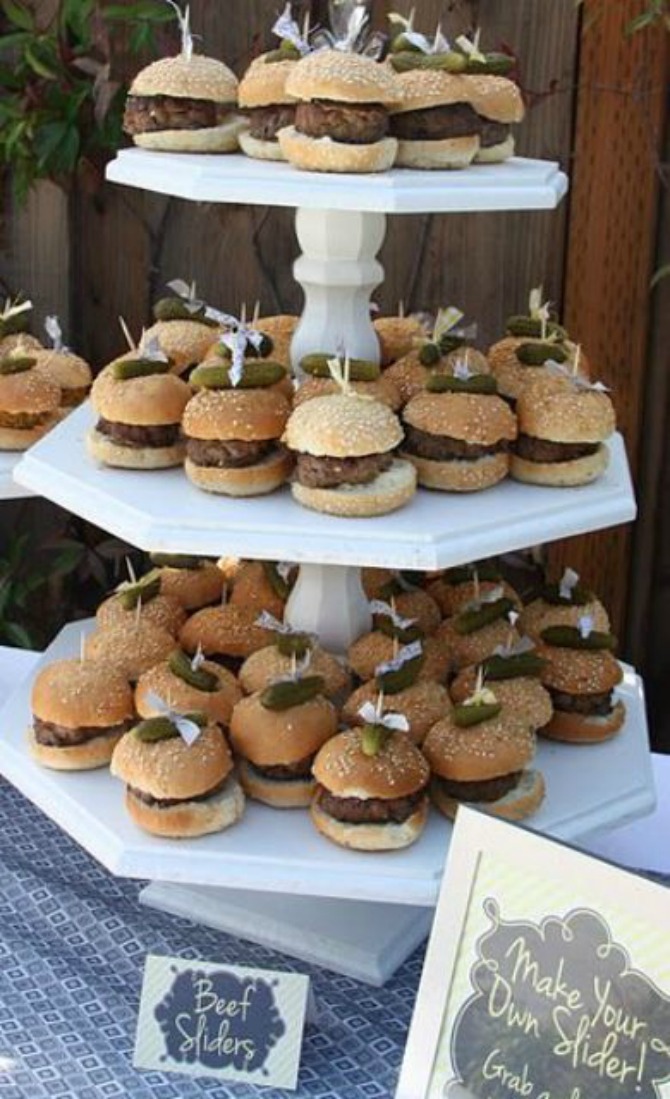 hamburger kao posluženje na venčanju1 Kako da uvrstite hamburgere na venčanje
