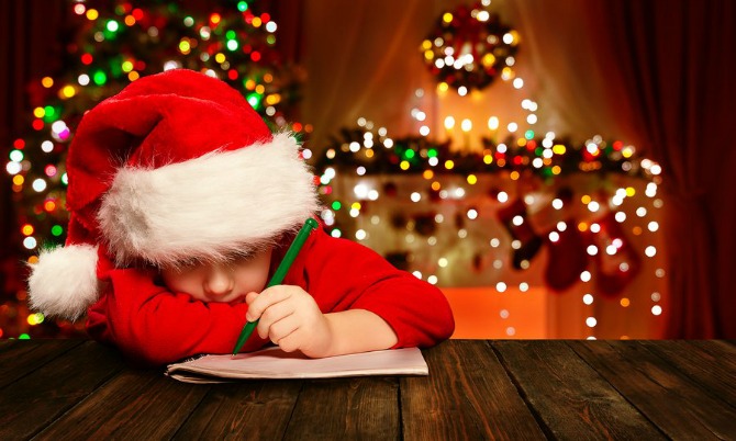 dete pise deda mrazu Treba li deca da veruju u Deda Mraza?