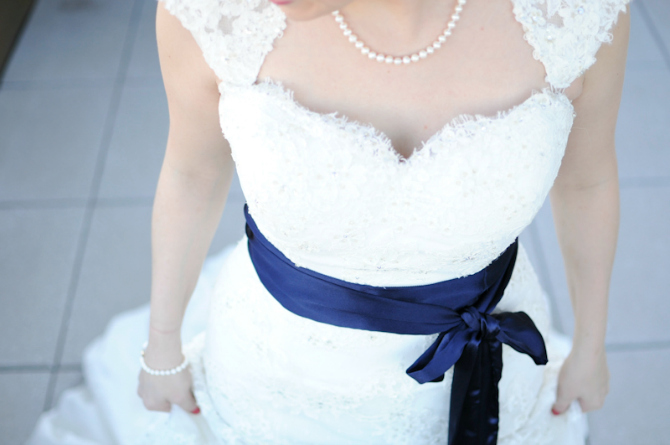Plavi Elegantni detalji za JEDINSTVENE venčanice