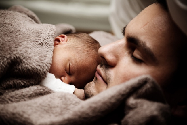 beba 12 Da se rastopiš: Najslađe fotografije srećnih očeva i njihovih beba