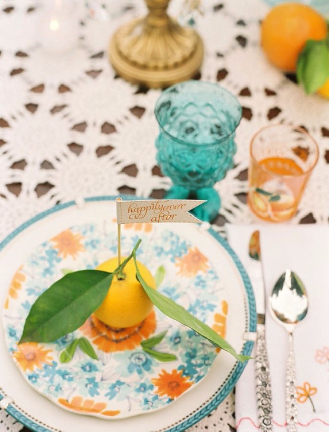 25 Najlepše cvetne dekoracije stolova za tvoj veliki dan 