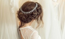 Hair Tutorial: Kako da napraviš savršenu wedding punđu?