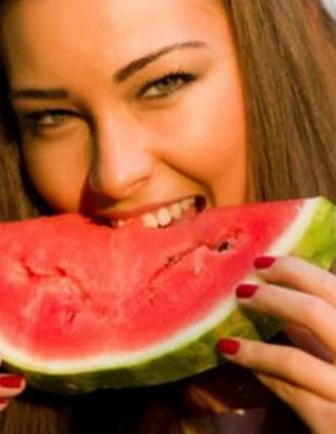 Dijeta za mlade: Smršajte uz pomoć lubenice