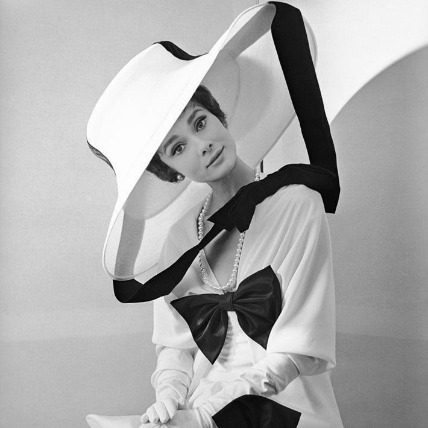 Stil Audrey Hepburn: Glamurozno i elegantno