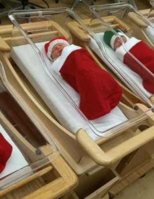 Novorođenčad kao božićni poklon