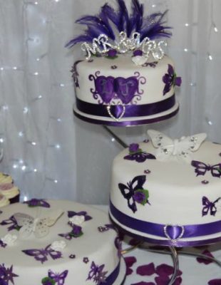 Mladenačke torte ukrašene leptirima